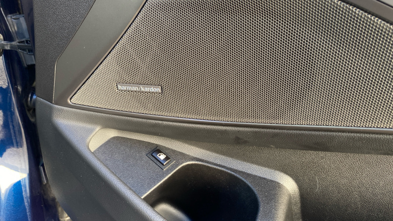 BMW 3 Series 330e xDrive M Sport 4dr Step Auto Saloon